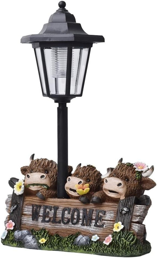 Highland Cattle Garden Ornament • Resin Outdoor Statue with Welcome Sign & Lamp