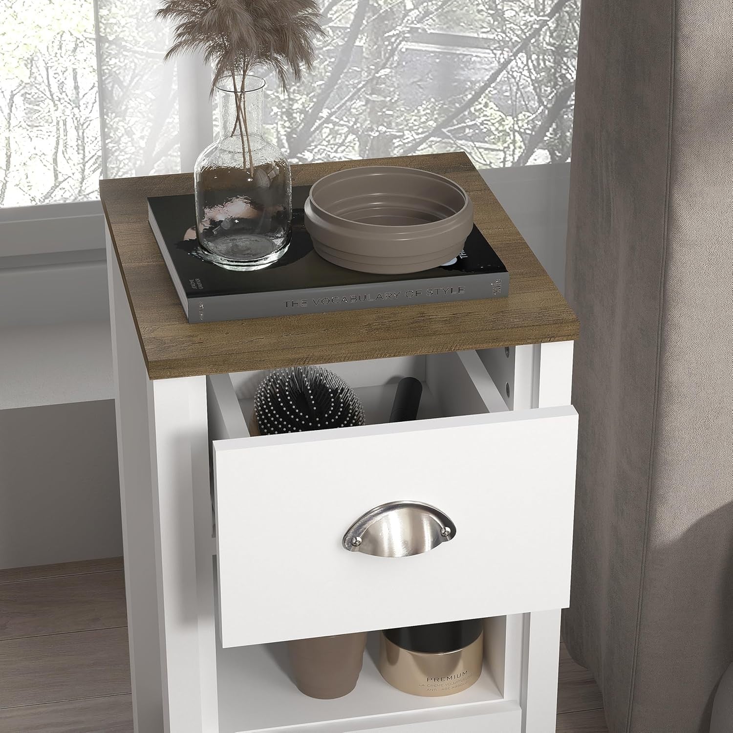 2x White Oak Bedside Tables with Drawers – Stylish Modern Nightstands