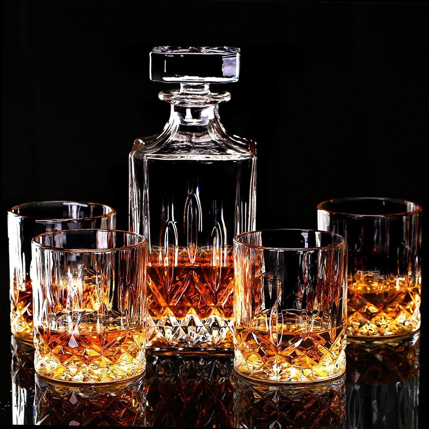 Luxury 5-Piece Whiskey Decanter Set with 4 Crystal Glasses & Gift Box 850ml