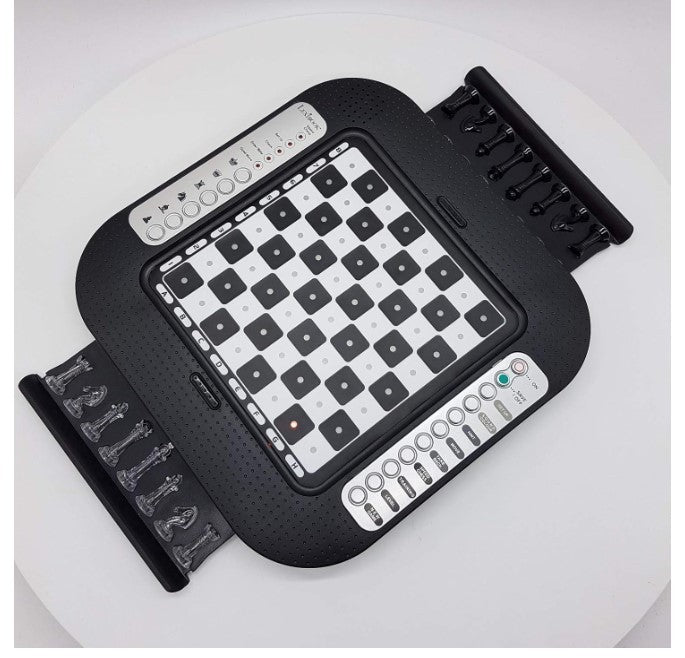 Electronic Chess Set with Touch Keyboard | 64 Levels | Light & Sound | Battery