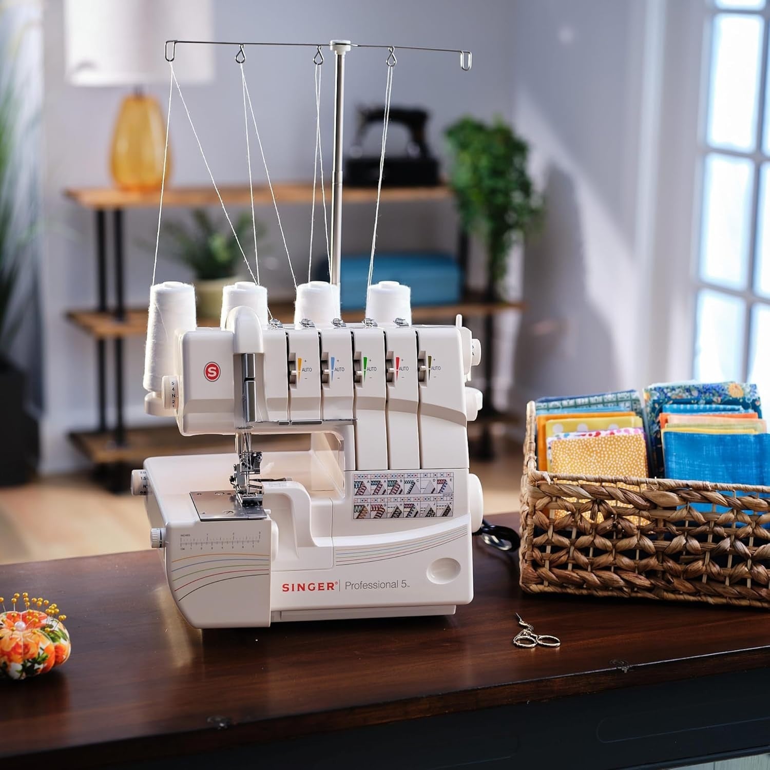 Professional 5 Thread Serger Overlock Machine 1300 SPM Rolled Hem