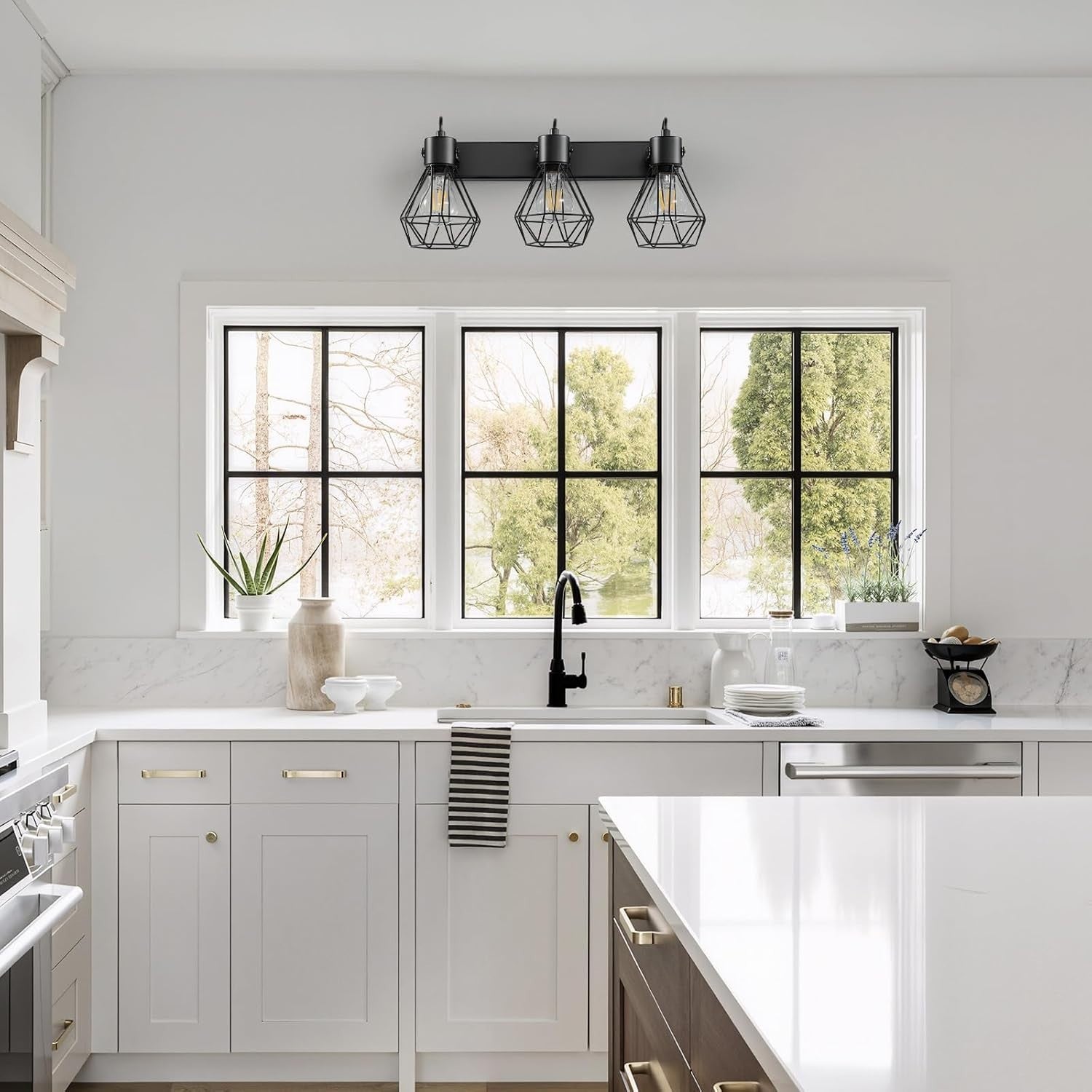 3 Light Black Vanity Wall Lights - 90° Rotatable, Vintage Farmhouse Bathroom Lam
