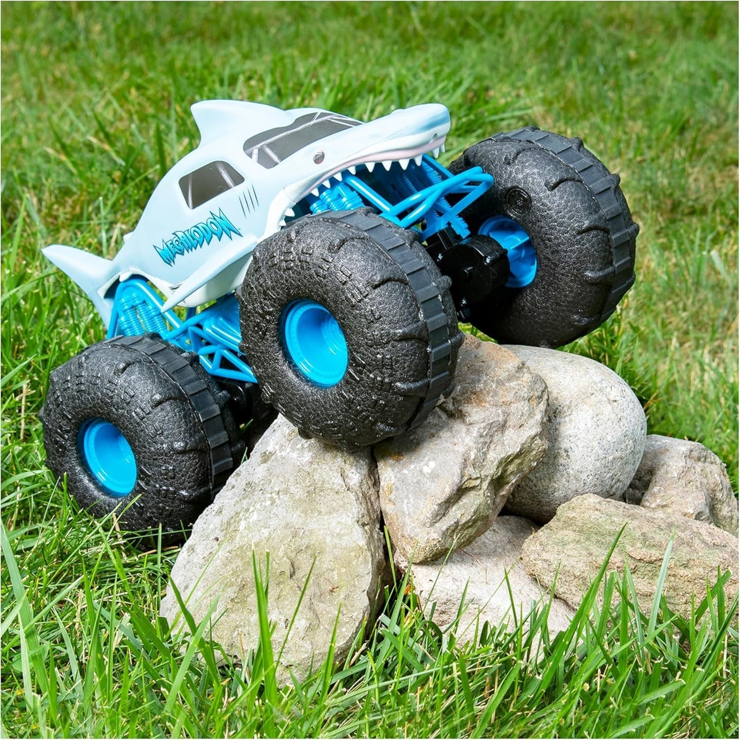 Megalodon STORM RC Truck 1:15 All-Terrain Waterproof Remote Control Car Kids 4+