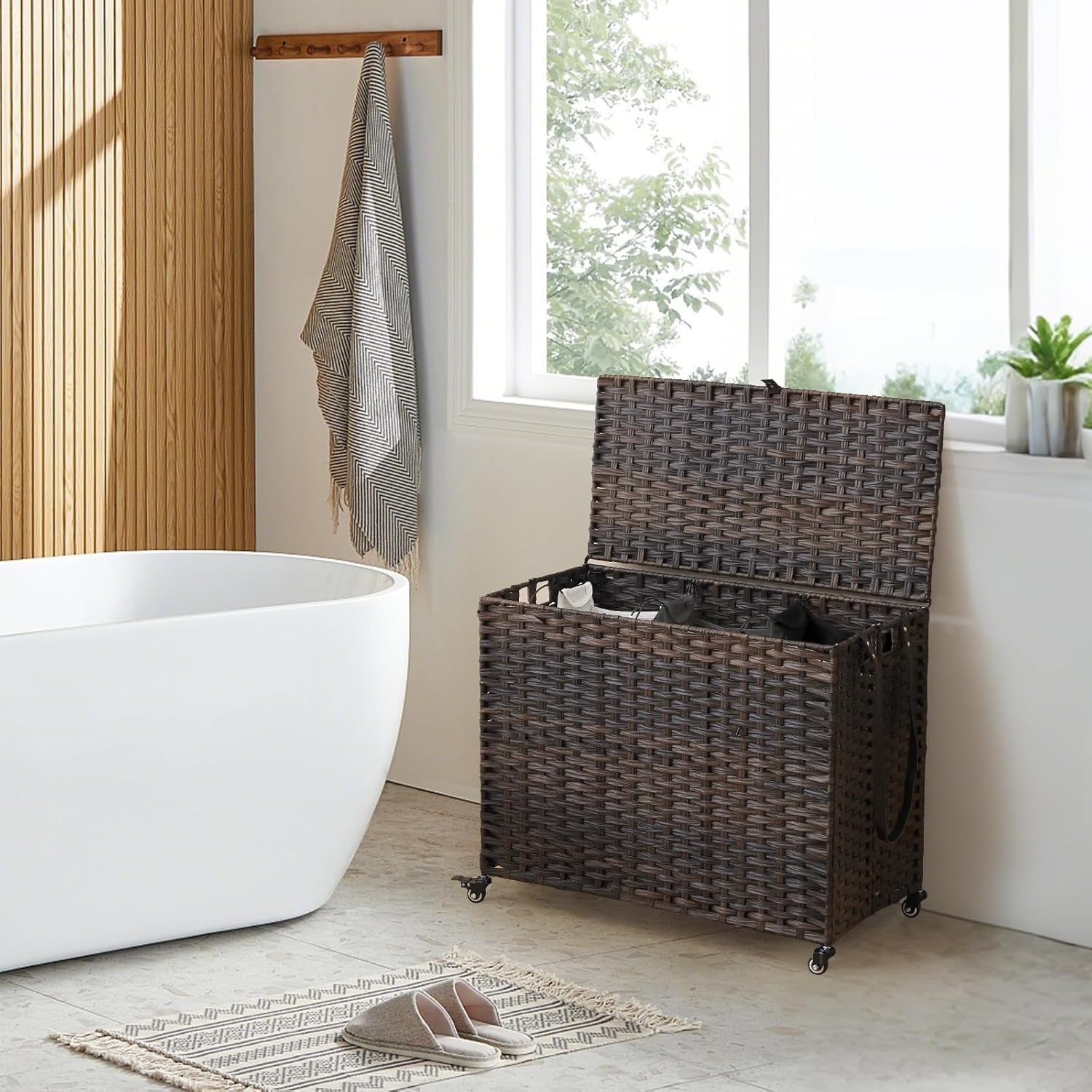 200L Wicker Laundry Hamper on Wheels with Lid | 3 Removable Bags & Side Pocket |