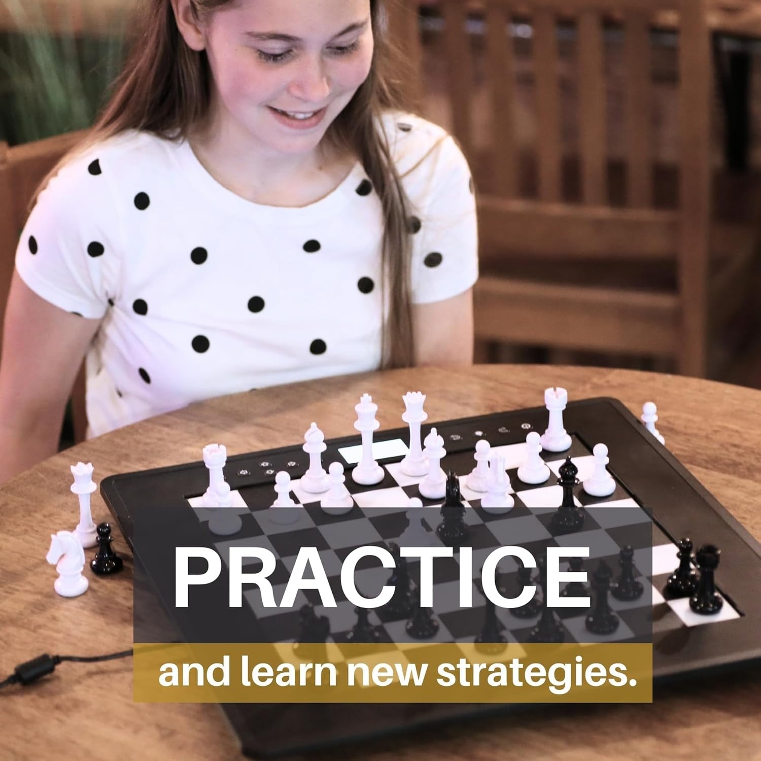 Electronic Chess Computer with LED Move Display & Adjustable Skill Levels