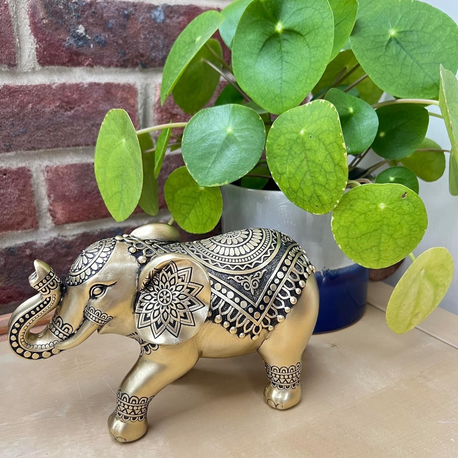 Golden Elephant Ornament Home Decor – Elegant Gold Figurine Resin Statue Gift