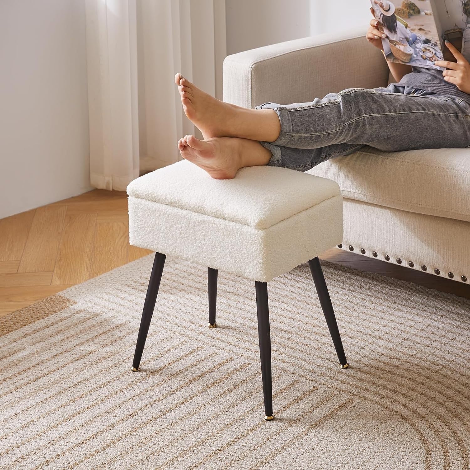 Warm White Teddy Fur Vanity Stool with Storage – Rectangular Makeup Chair