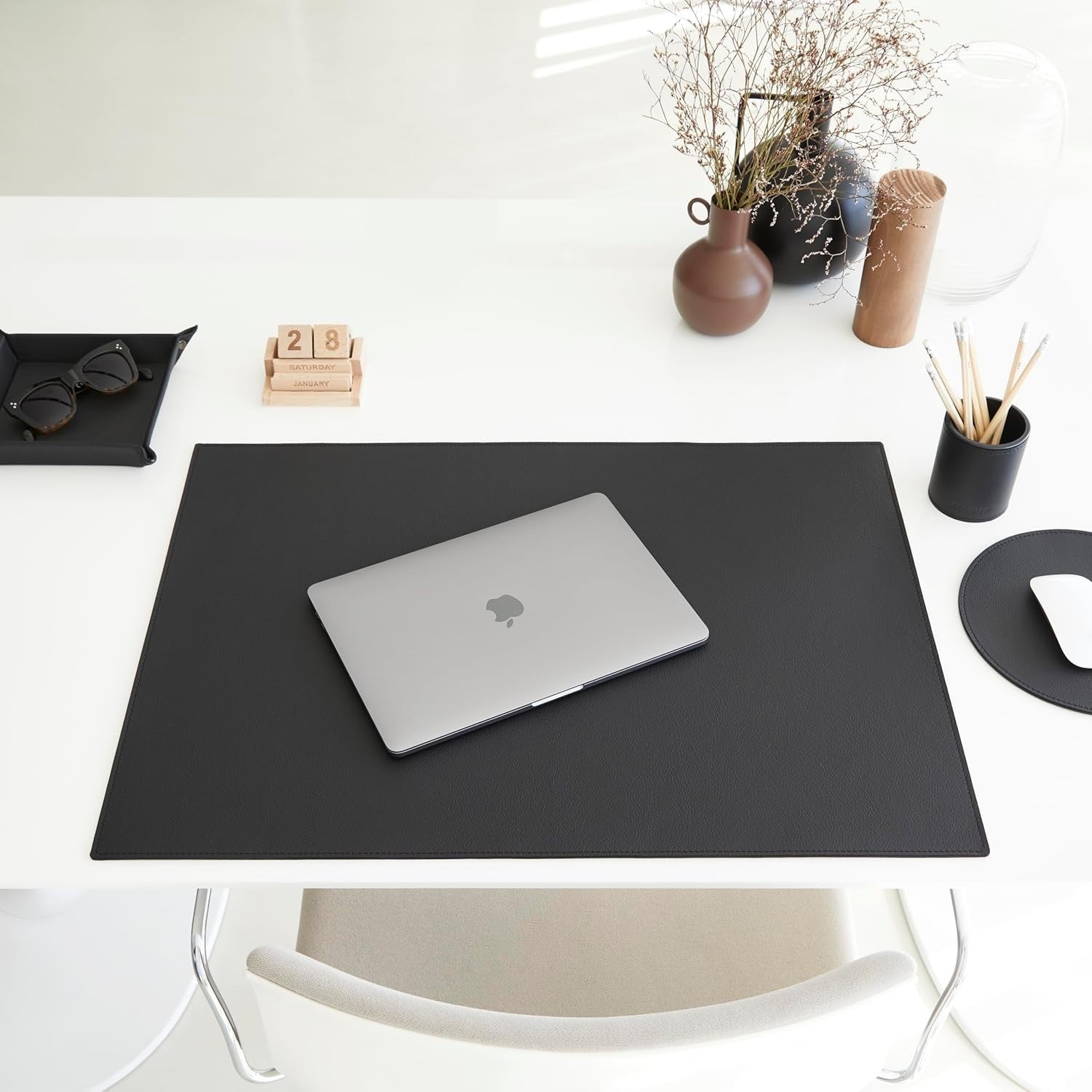 Leather Valet Tray Black – Desk Organiser for Keys, Coins & Jewellery