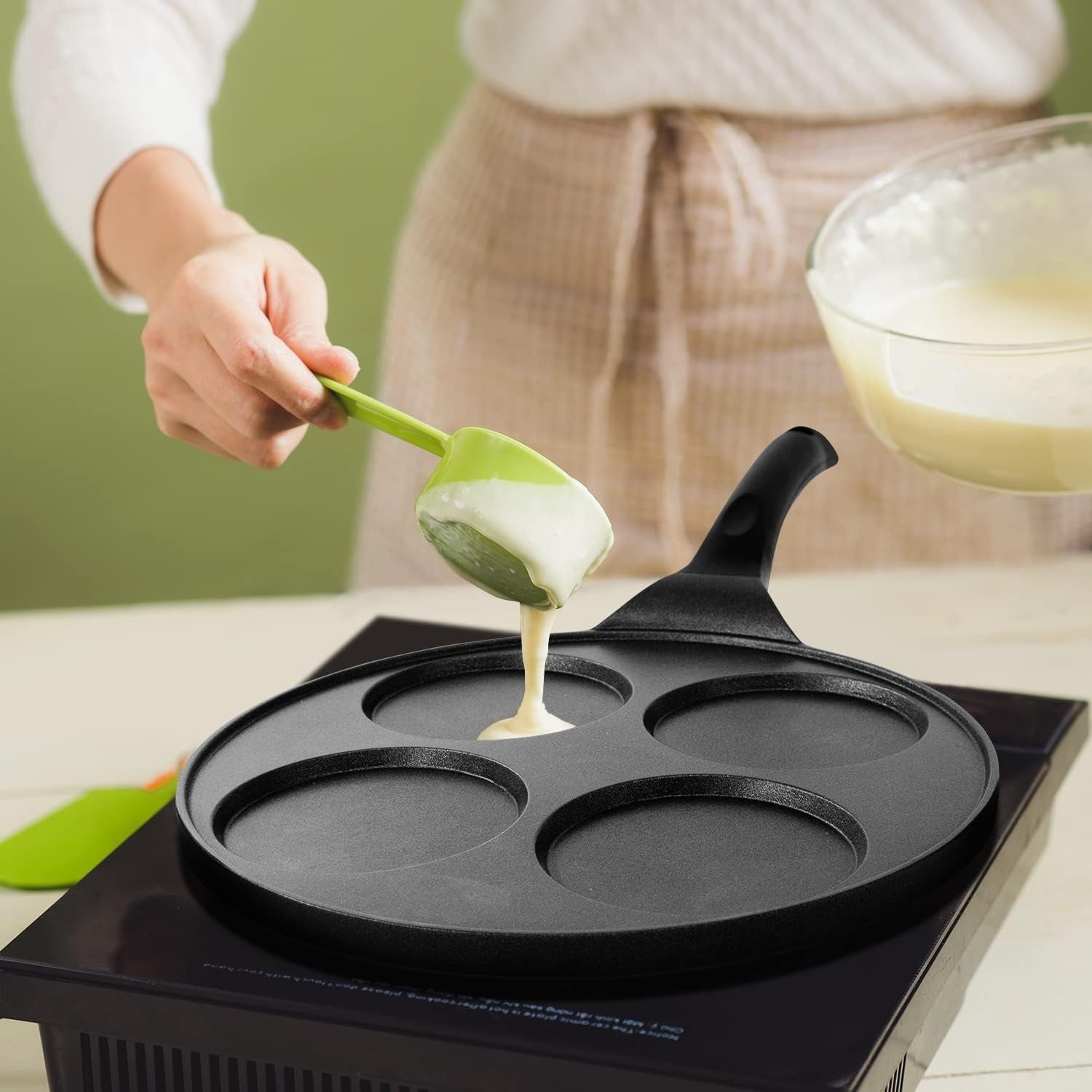 4-Hole Non-Stick Pancake & Egg Pan 26cm Cast Aluminium Induction Safe