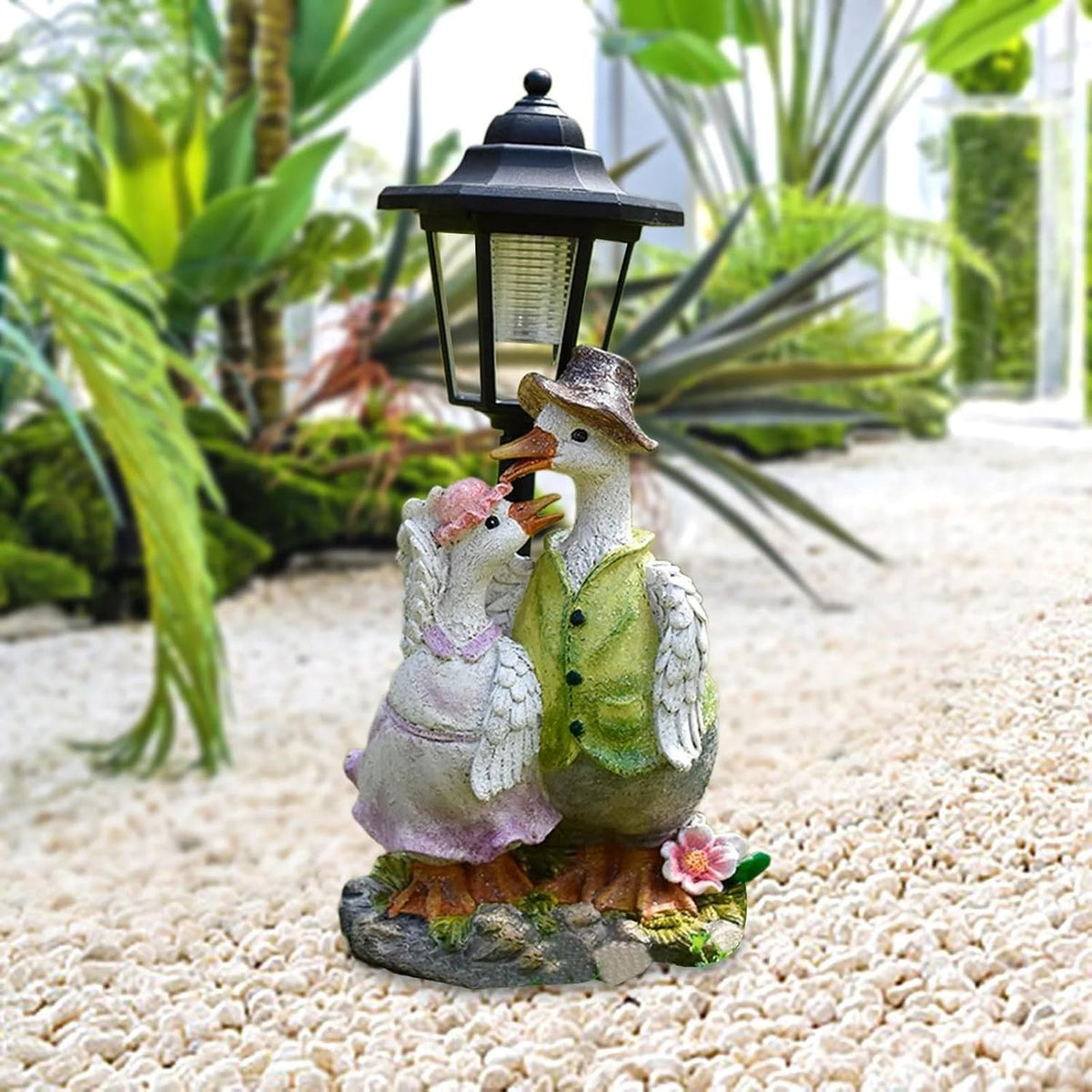 Solar Duck Couple Garden Ornament • Resin Outdoor Statue with LED Lantern Decor