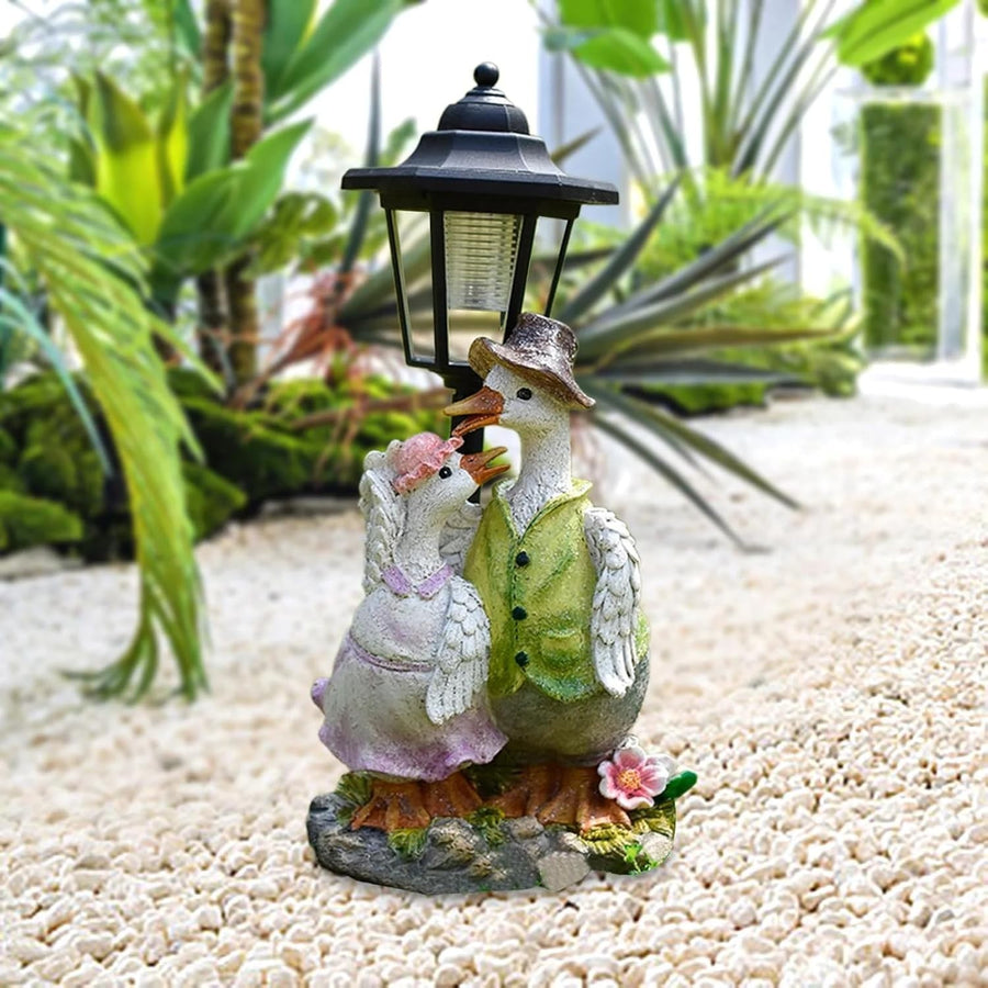 Solar Duck Couple Garden Ornament • Resin Outdoor Statue with LED Lantern Decor