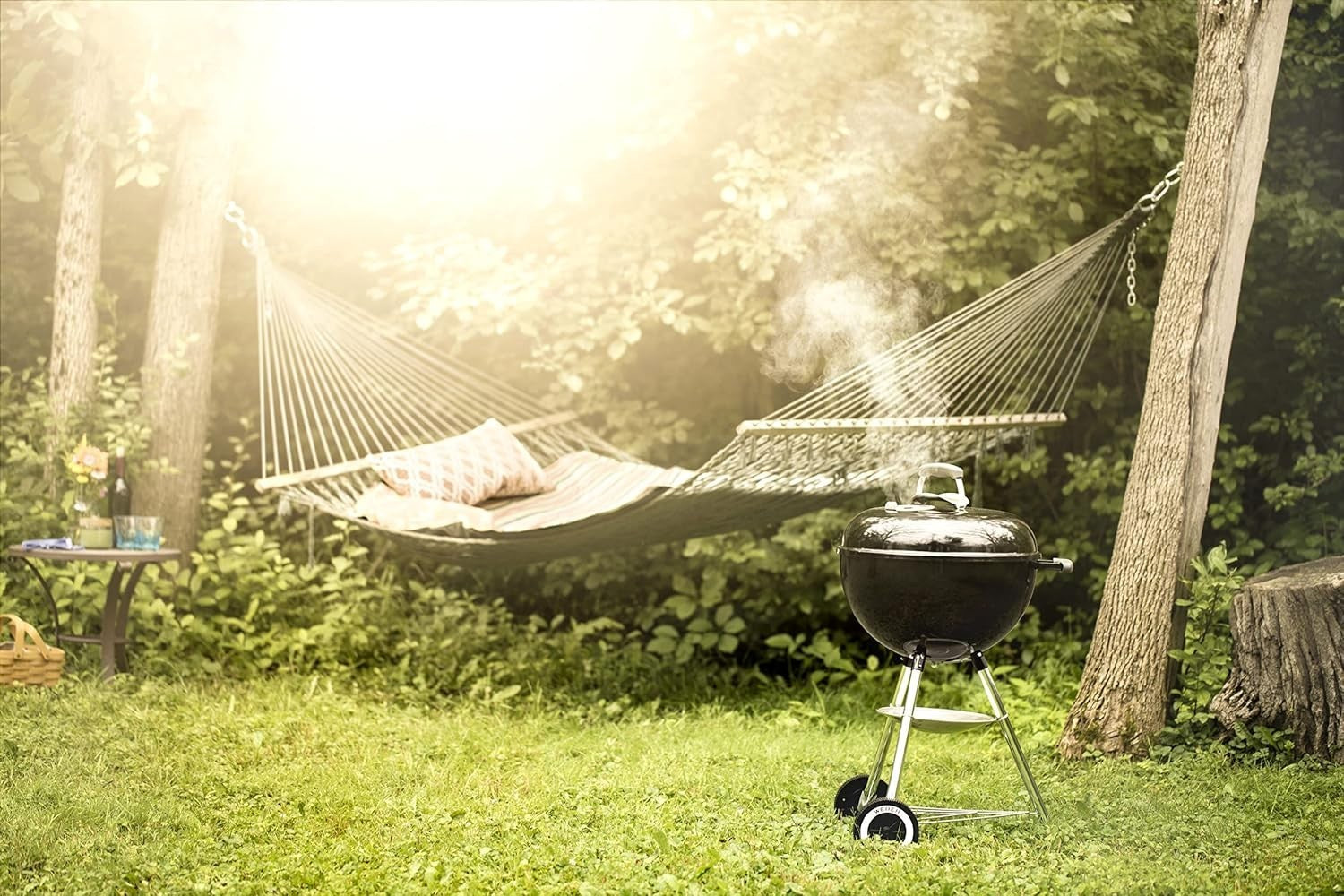 57cm Charcoal BBQ Grill with Lid Thermometer, Wheels & One-Touch Cleaning
