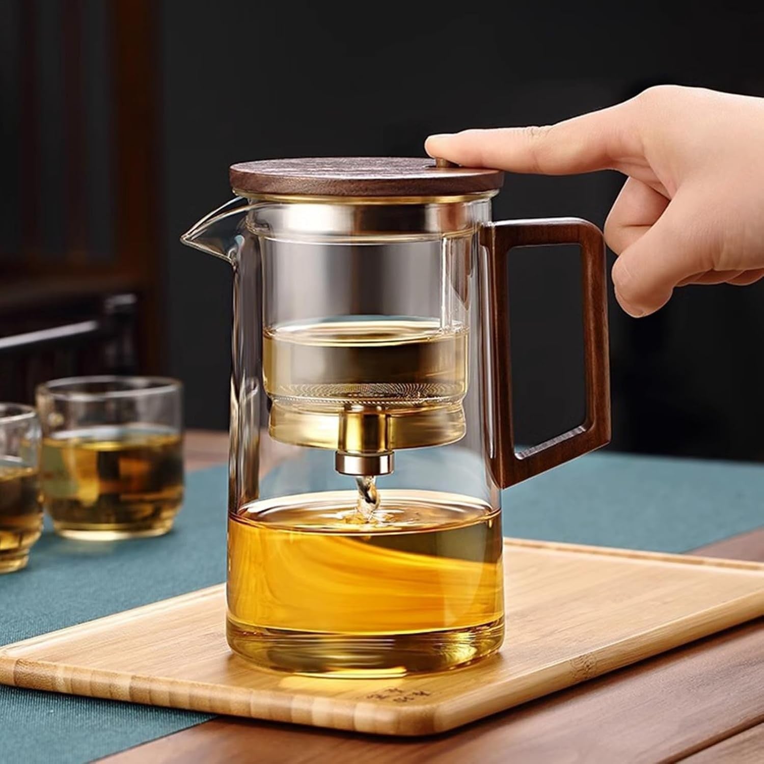 750ml Glass Teapot with Infuser Wooden Handle Loose Leaf Tea Maker