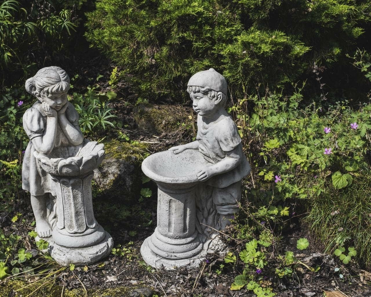 Stone Cast Girl Bird Bath Sculpture Garden Ornament Antique Stone Feeder
