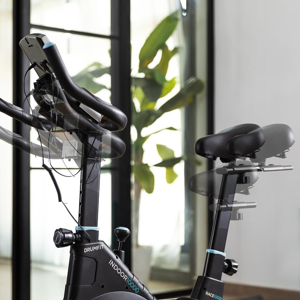 Indoor Exercise Bike w/ 10kg Flywheel, LCD Monitor, Adjustable Seat & Handlebar