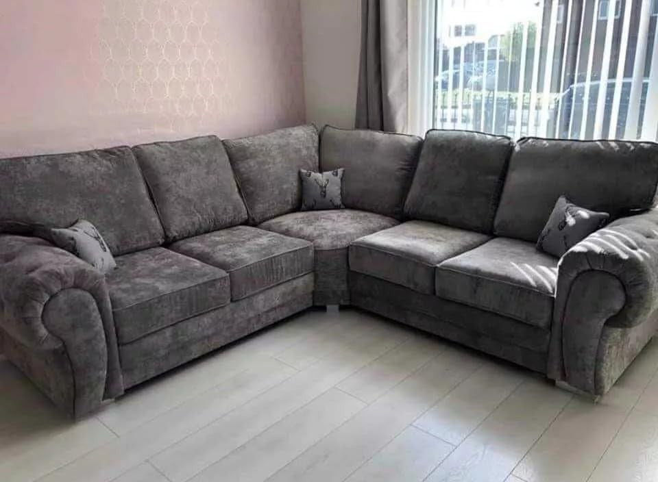 Verona Chesterfield Corner Sofa 5 Seater 2C2 Grey Fabric High Back L-Shape