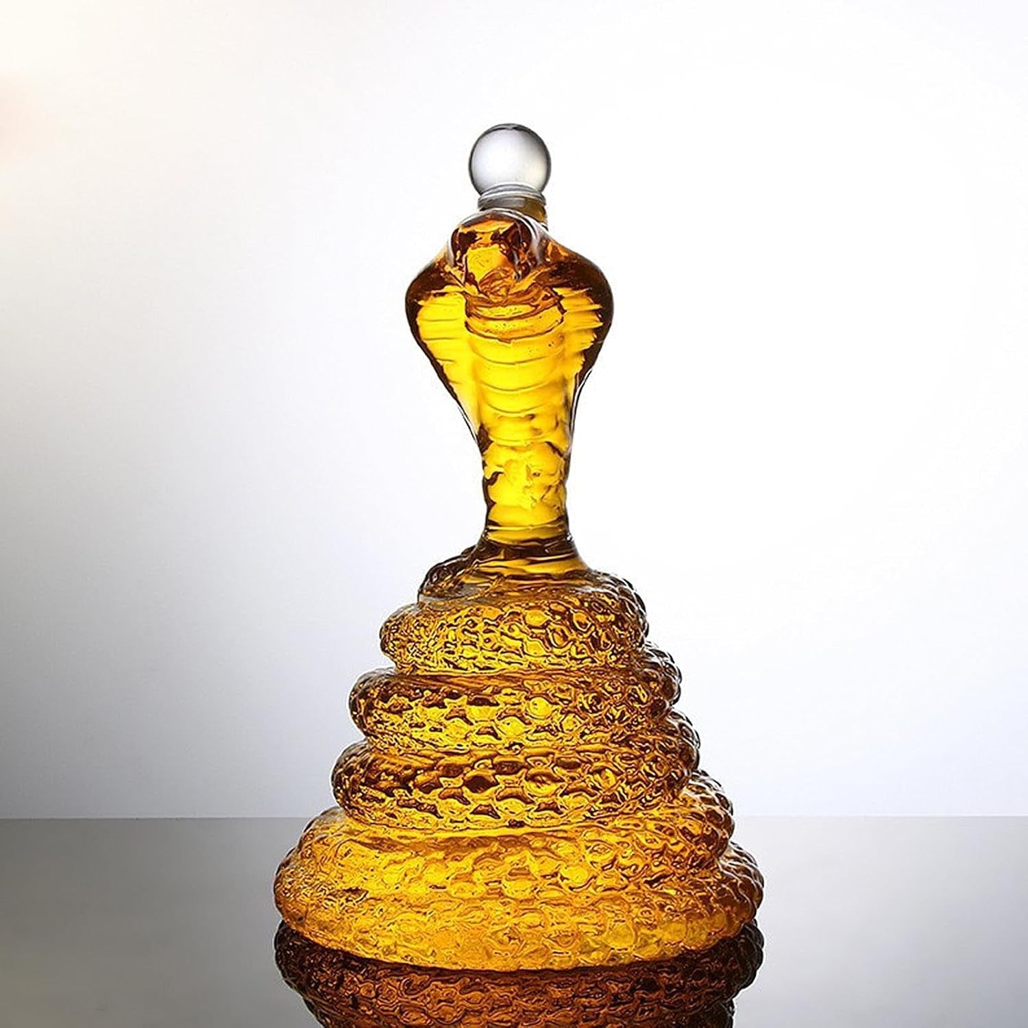 Cobra Snake 1L Wine Decanter | Hand-Blown Glass Whiskey Aerator Gift Decor