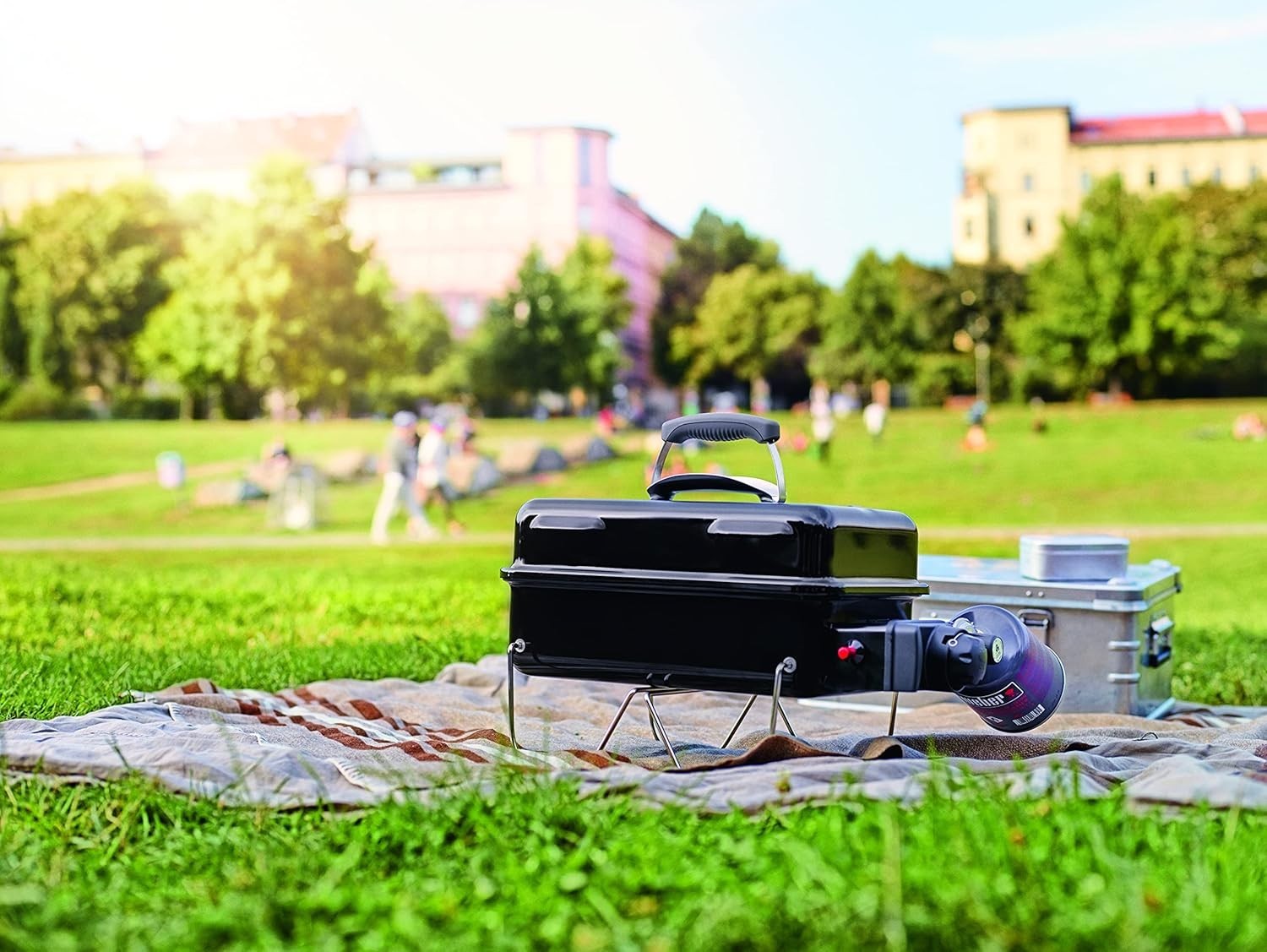 Portable Charcoal BBQ Grill with Folding Legs – Compact Alloy Steel