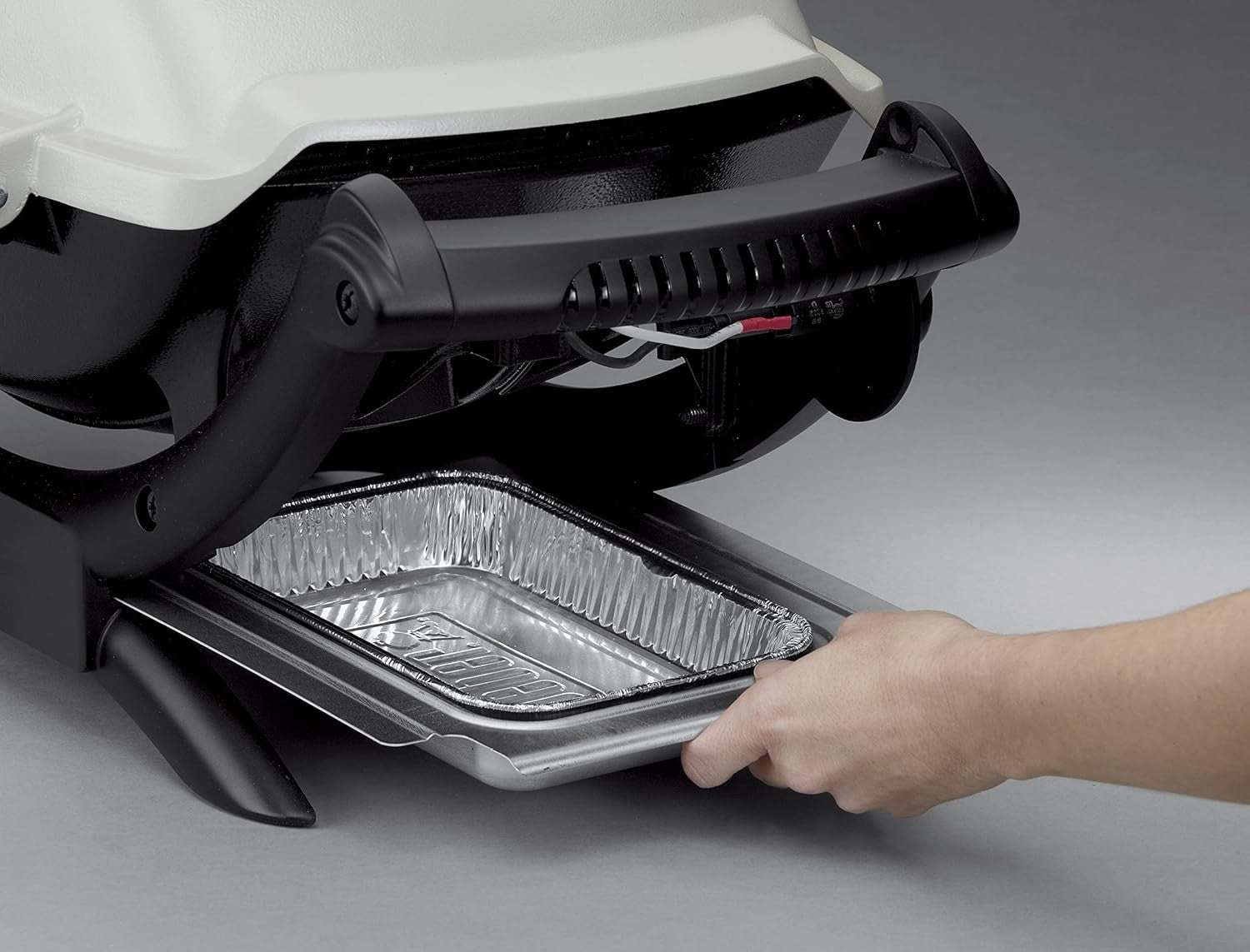 Portable Gas BBQ Grill with Cast Iron Grate & Aluminium Lid | Compact