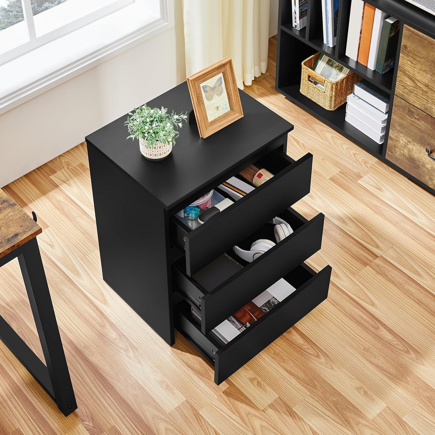 Set of 2 Black Bedside Tables with Drawers Modern Wooden Nightstands Bedroom