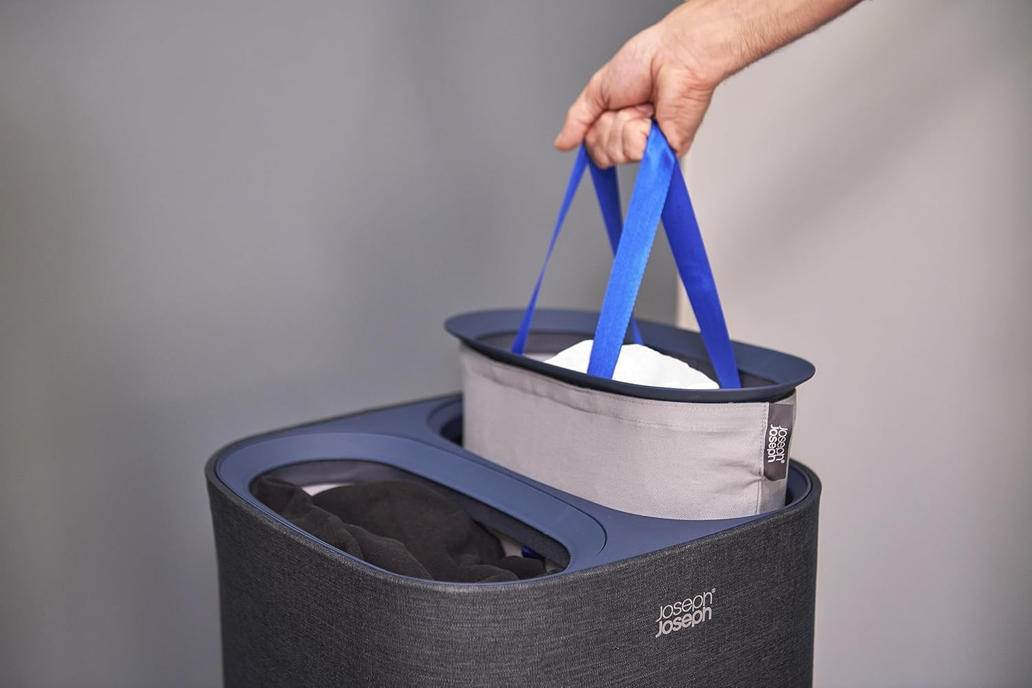 60L Dual Laundry Basket with Lid Removable Washing Bags Carbon Black Modern