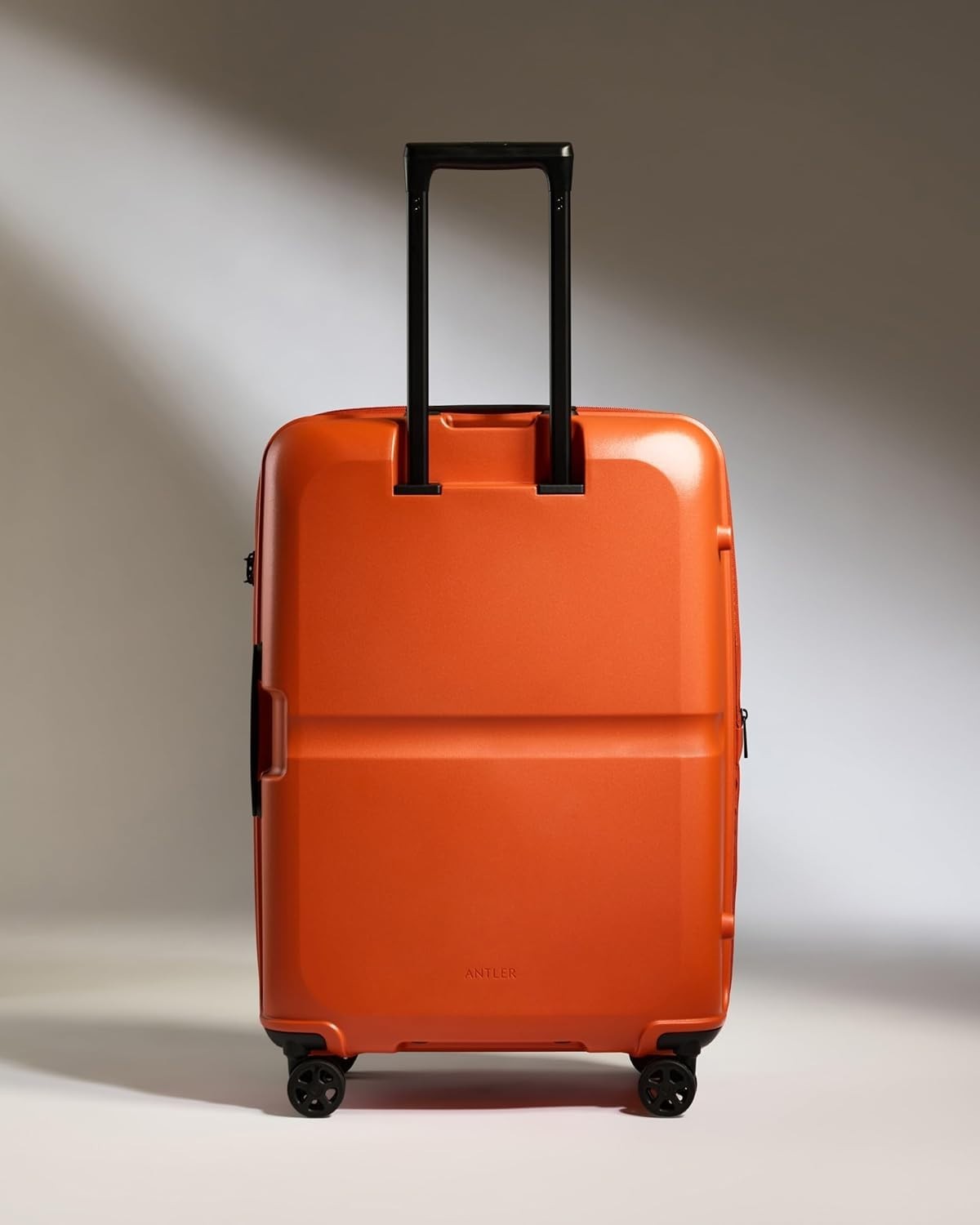 Medium Hard Shell Suitcase Expandable 4 Spinner Wheels TSA Lock 68cm Ember