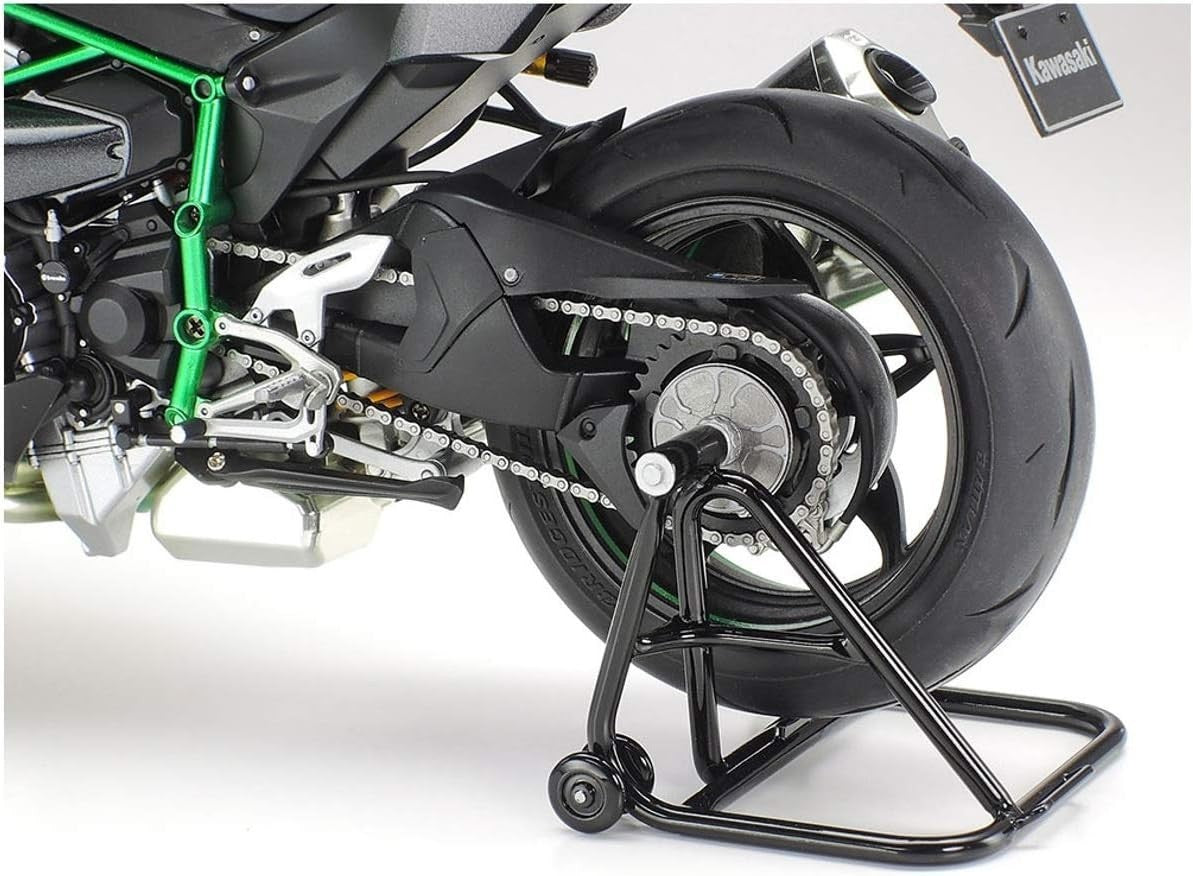 1:12 Scale Detailed Plastic Motorcycle Model Kit – Easy Assembly, Realistic Fini