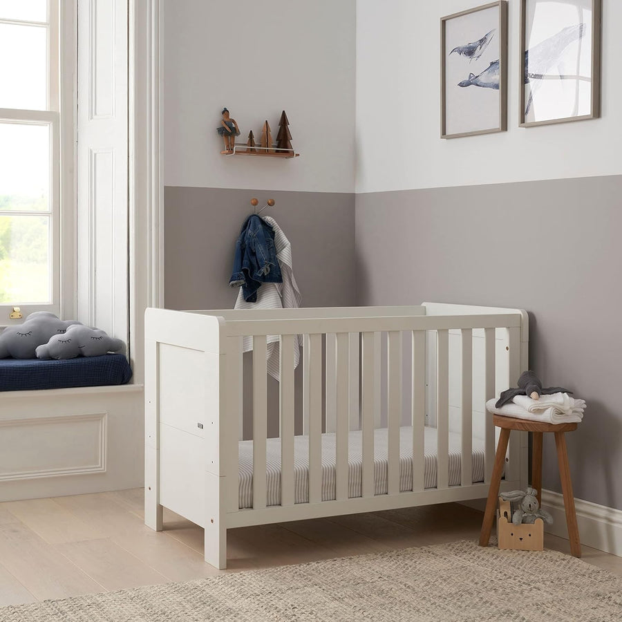 Bed Crib Toddler Day Bed Adjustable Base Wooden Convertible Cot White