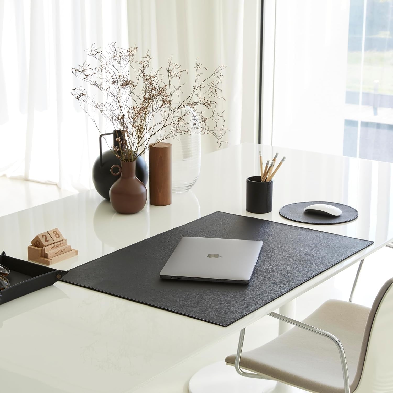 Leather Valet Tray Black – Desk Organiser for Keys, Coins & Jewellery