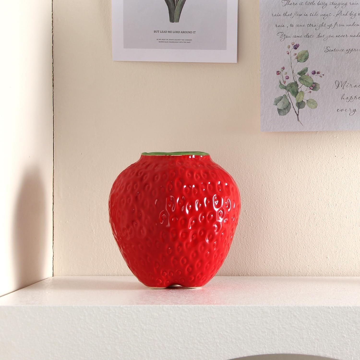 Strawberry Ceramic Flower Vase Mini Red Cute Fruit Decorative Home Décor