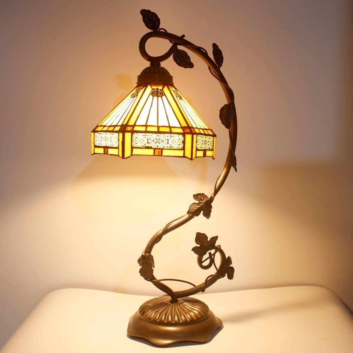 Stained Glass Tiffany Desk Lamp Antique Metal Leaf Base Bedside Reading Light