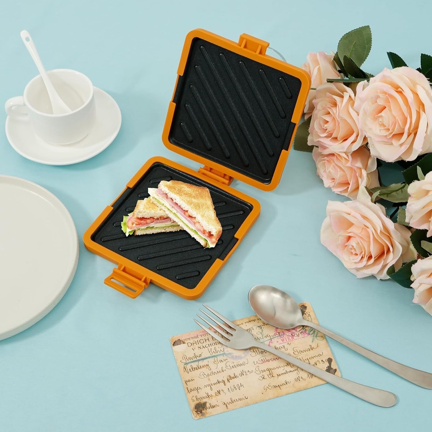 Microwave Silicone Toastie Maker Non Stick Removable Plate Sandwich Cooker