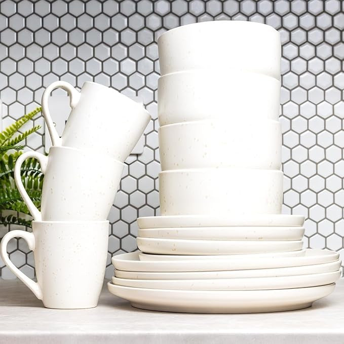16 Piece Stoneware Dinner Set Plates Bowls Mugs for 4 Microwave Dishwasher Safe