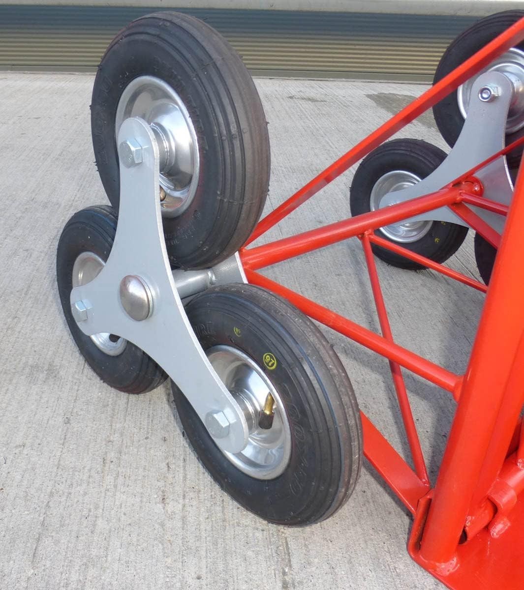 Heavy Duty Stair Climber Trolley 150kg Pneumatic Wheels Folding Toe Plate