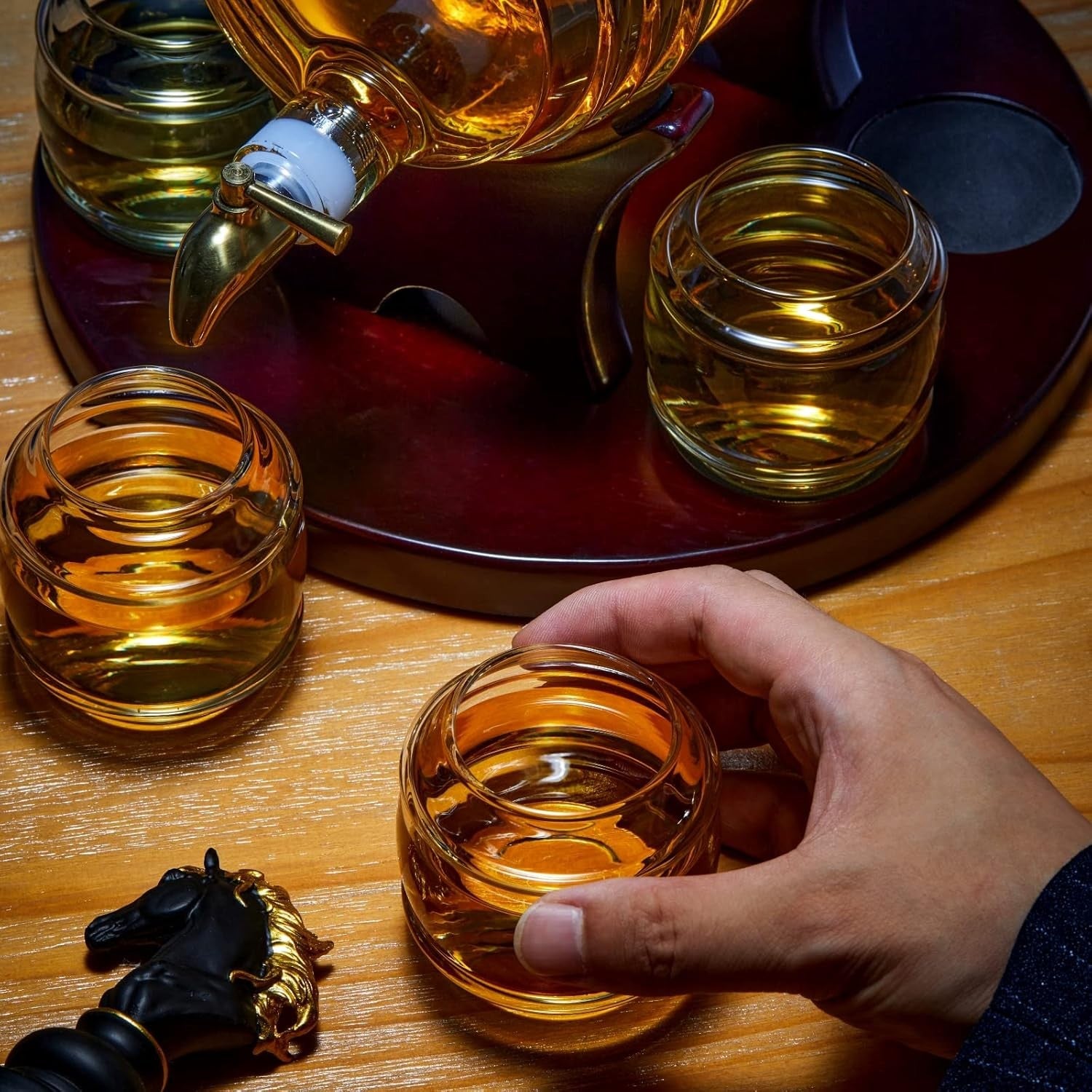 Whiskey Barrel Decanter Set 1.3L With 4 Glasses Home Bar Gift Men Liquor Dispens