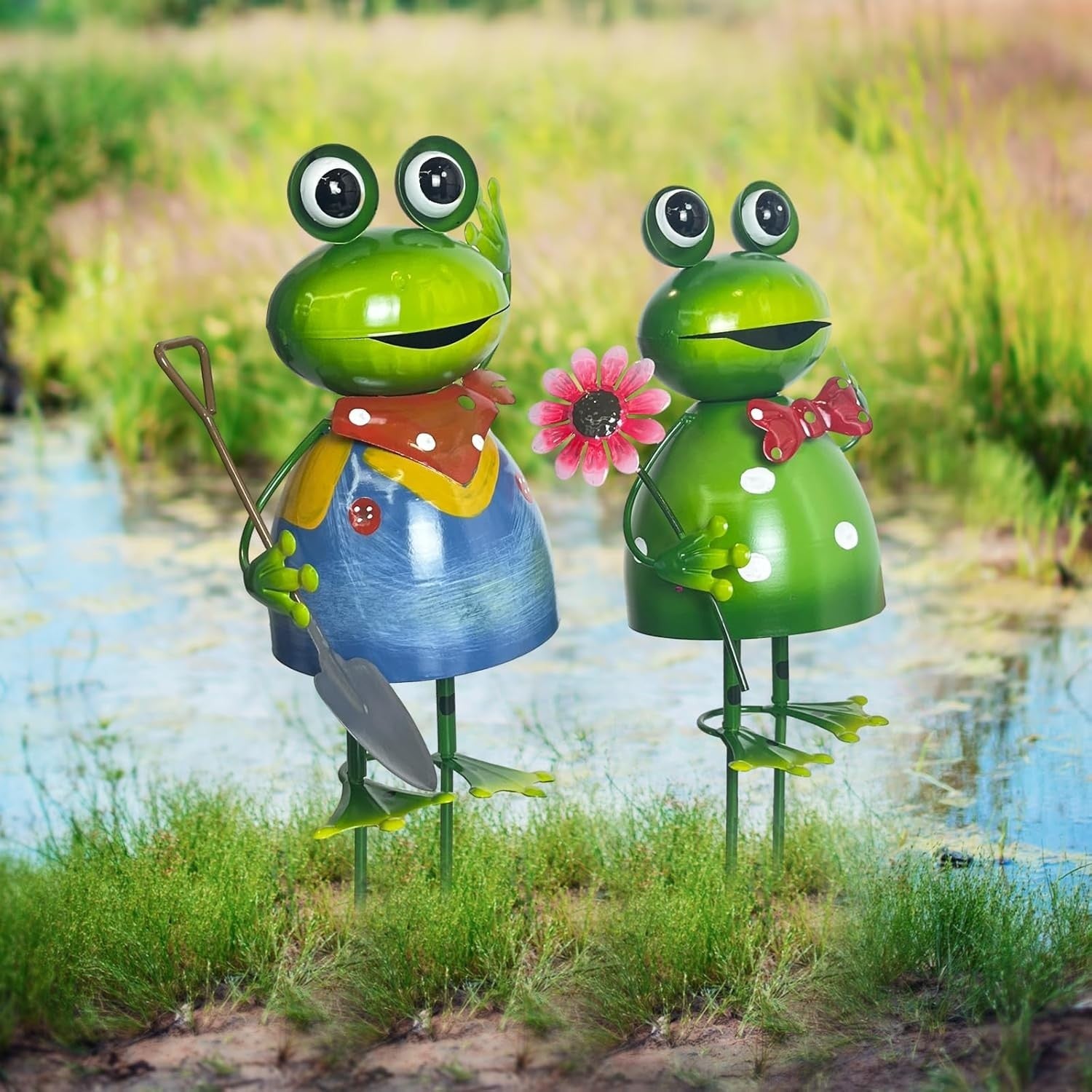 Metal Frog Garden Ornaments 3D Outdoor Yard Decor Cute Spring Figurine Set 2pcs
