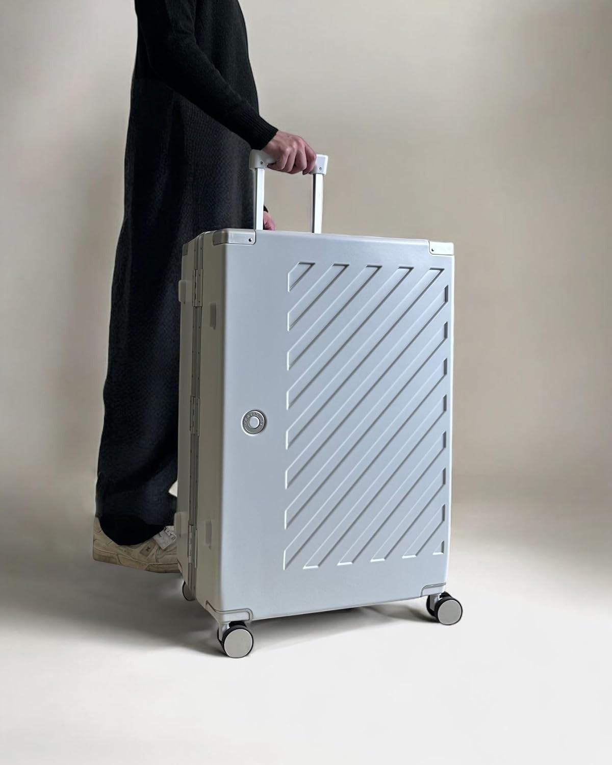 Large Zipperless Polycarbonate Suitcase Dual TSA Locks Spinner Wheels White