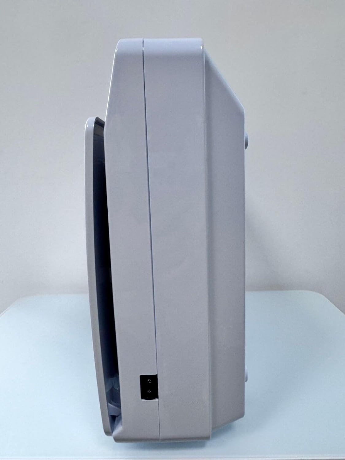 Compact HEPA Air Purifier Wall Mount PM2.5 Virus Odor 5min Clean