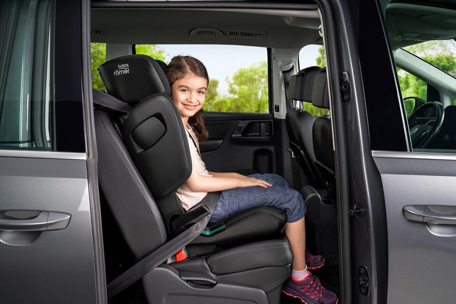 Highback Booster Car Seat ISOFIX Group 2/3 i-Size 4–12Y Slim Fit Safety Seat