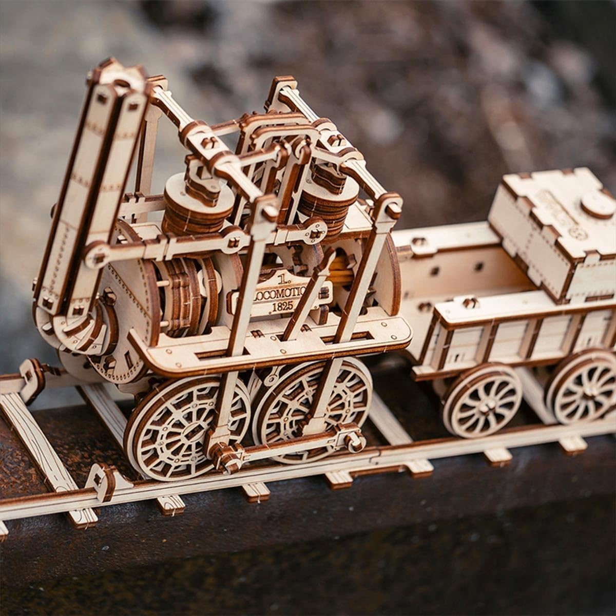 325PCS 3D Wooden Steam Train Puzzle Kit – DIY Mechanical Model Gift