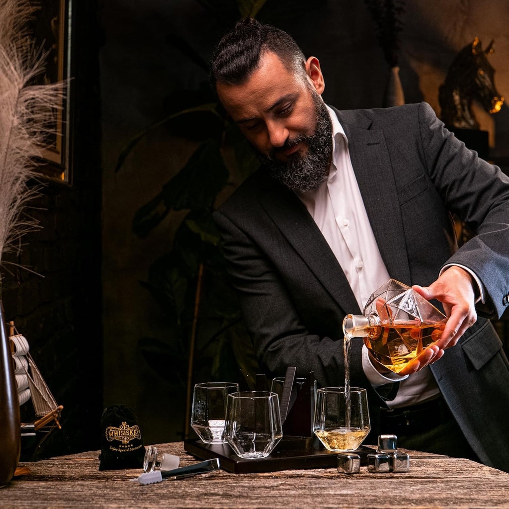 1000ml Diamond Whiskey Decanter Set with 4 Glasses Stones Luxury Men’s Gift Bar