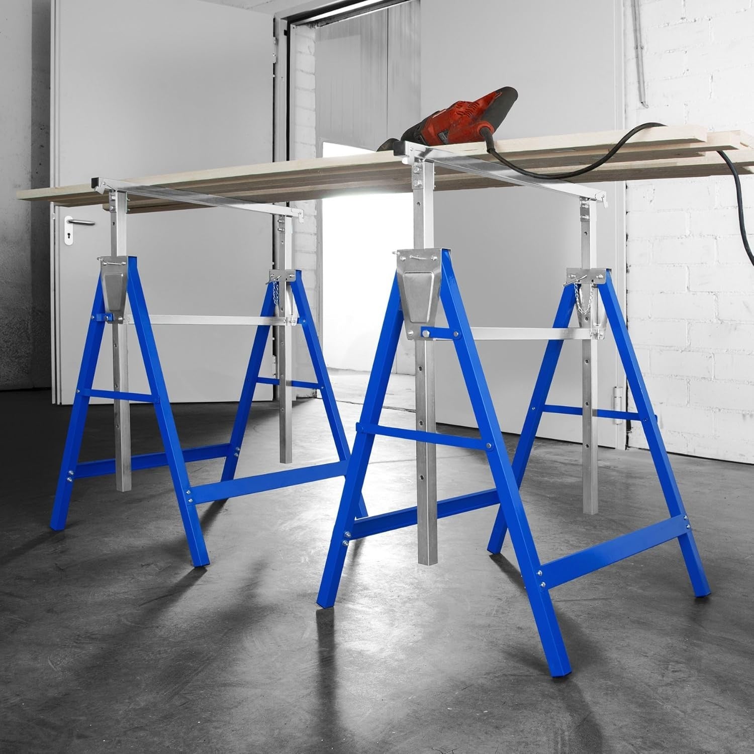 2 Telescopic Trestles Adjustable 79.5–130cm Folding Sawhorses 220kg Each