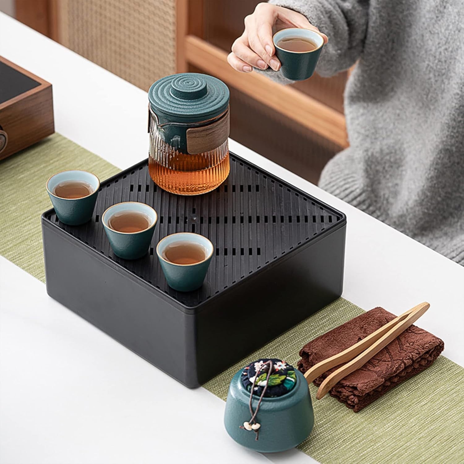 Portable Japanese Tea Set Glass Teapot 4 Cups Travel Gongfu Service