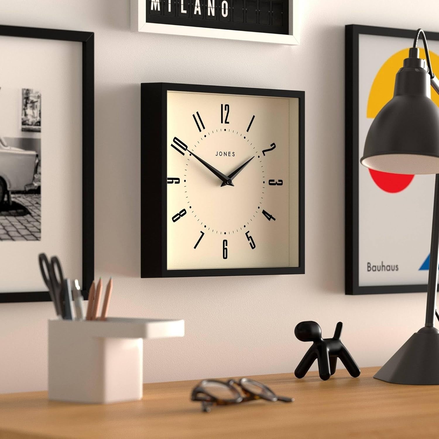 25cm Retro Square Wall Clock Silent Quartz Easy Read Numbers Modern Home Office