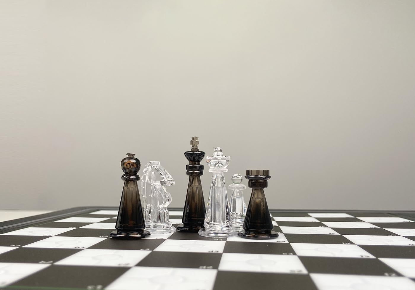 Transparent Magnetic Chess Pieces Set 51mm King w/ Extra Queens