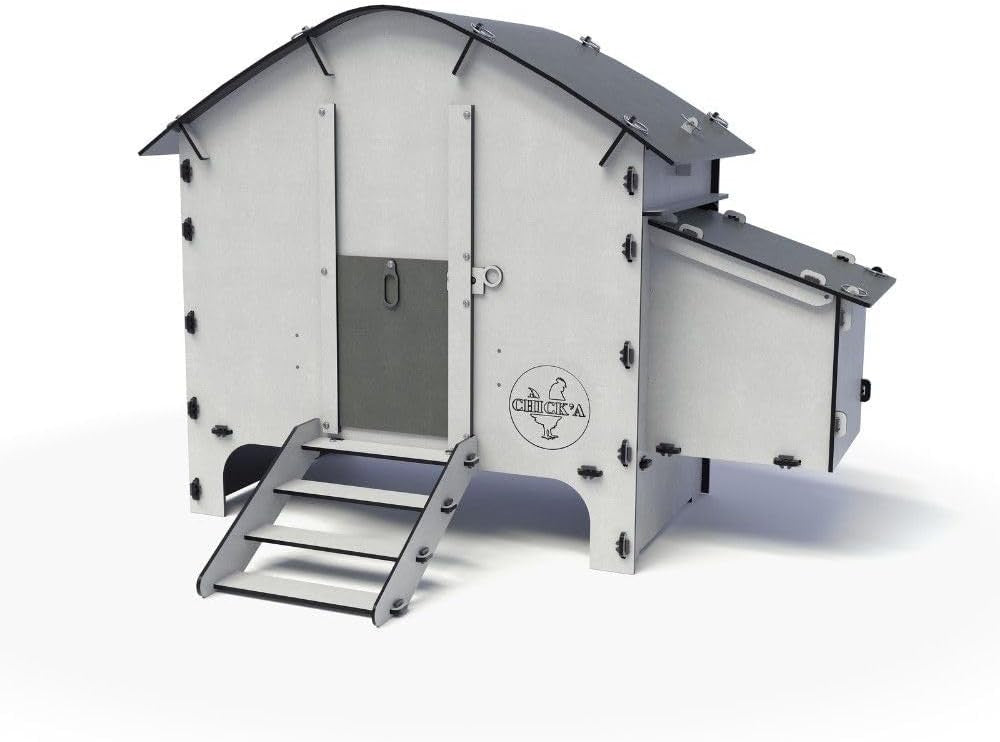 Small Chicken Coop House Fox Proof 4 Hens Recycled Plastic