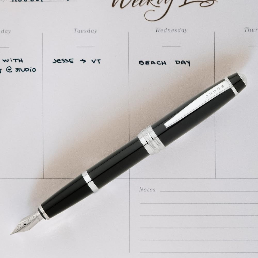 Luxury Black Fountain Pen – Medium Nib, Refillable, Gift Box, Smooth Writing