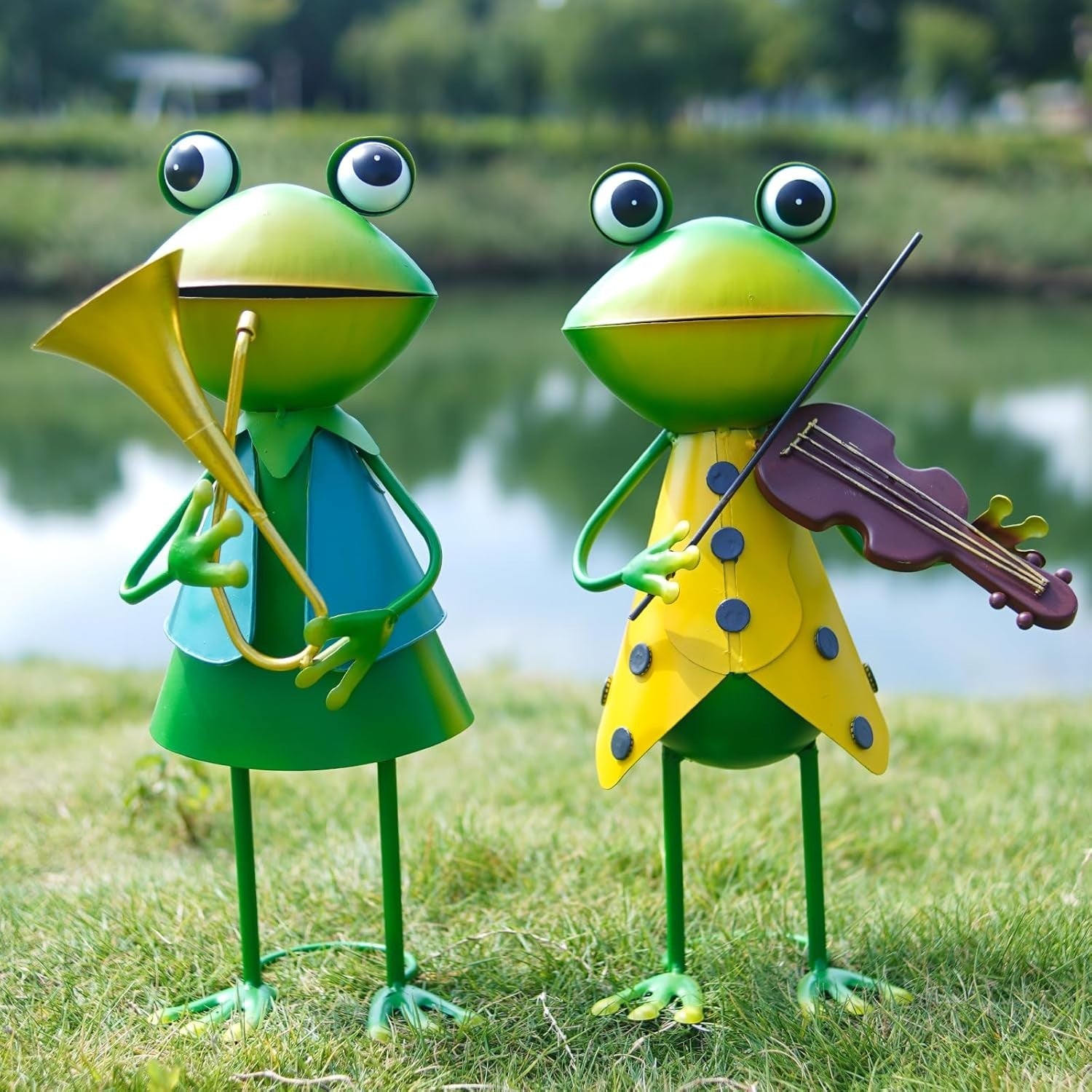 Metal Frog Violin Garden Ornament 3D Outdoor Yard Art Fairy Lawn Decor Statue