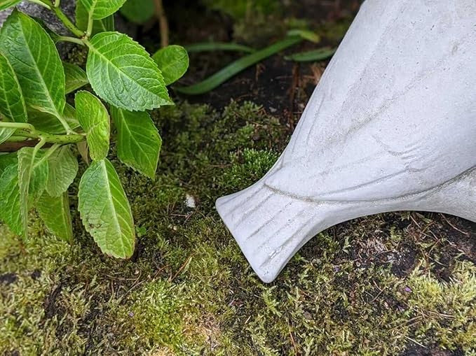 Cast Stone Pigeon Birdbath & Feeder – Handcrafted Garden Ornament Sculpture