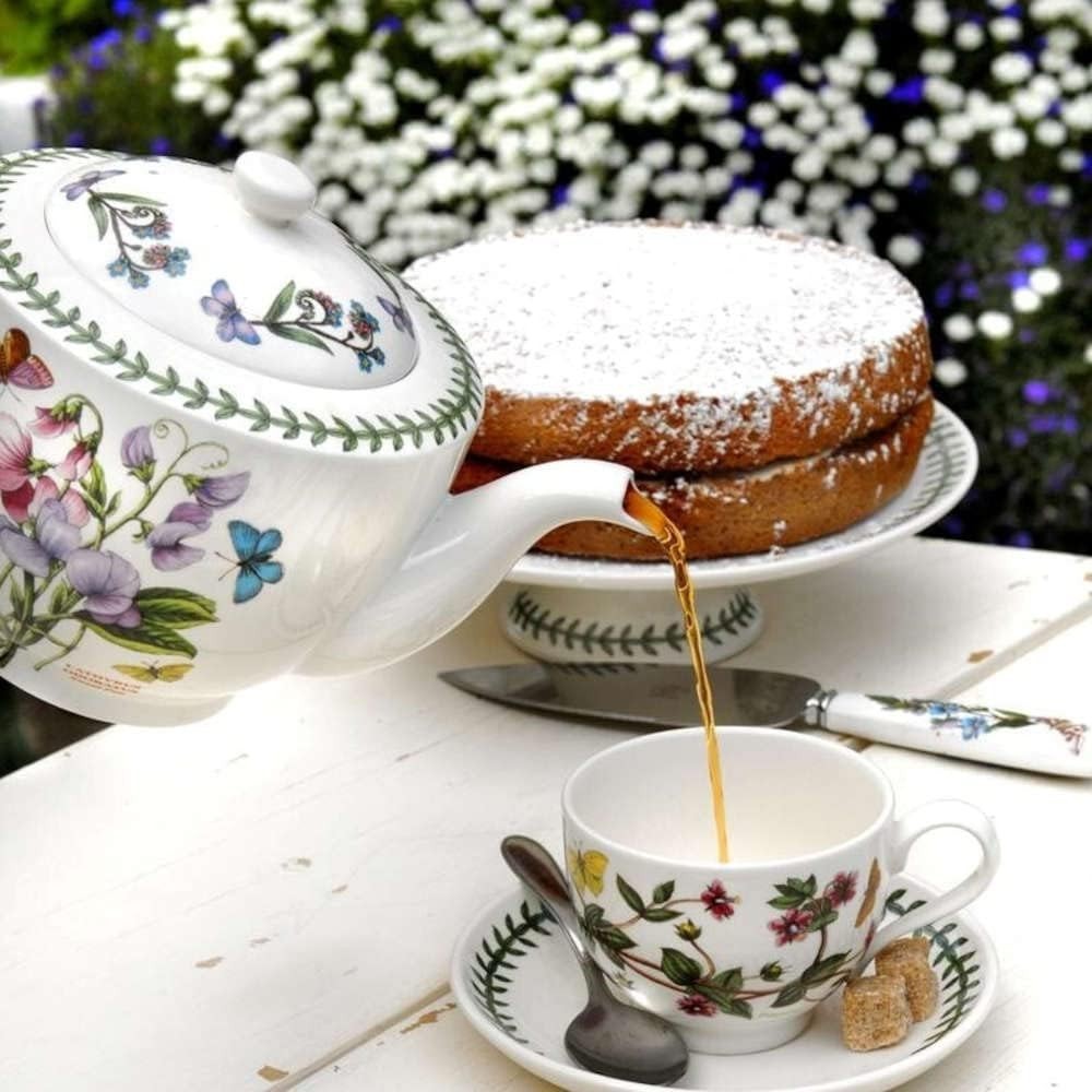 Floral Earthenware Teapot 1.1L Traditional Tea Pot Dishwasher Safe
